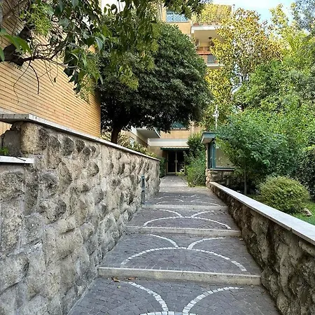 Maya * Rome