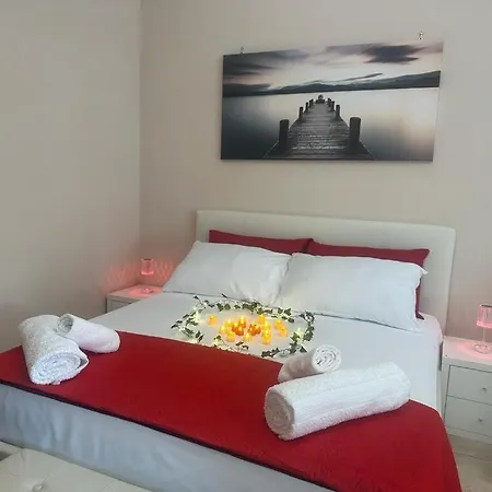 Apartment Maya